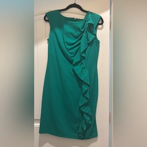 New Directions Green Asymmetrical Ruffled Sheath Dress